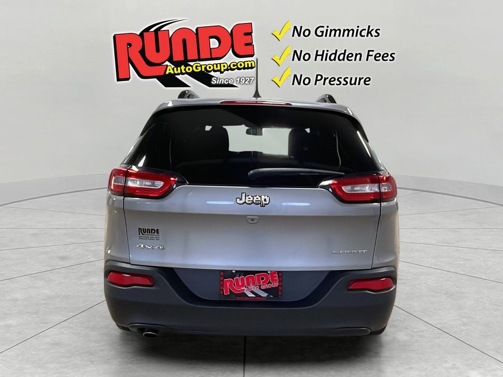 2016 Jeep Cherokee Sport