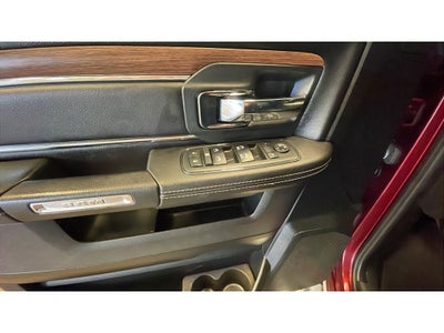 2018 RAM 1500 Laramie Crew Cab 4x4 5'7" Box