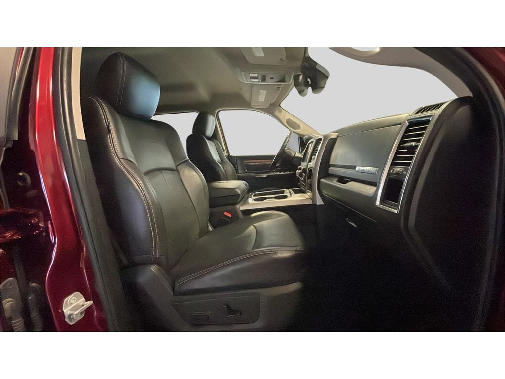2018 RAM 1500 Laramie Crew Cab 4x4 5'7" Box