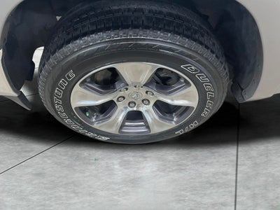 2019 RAM 1500 Laramie Crew Cab 4x4 5'7" Box