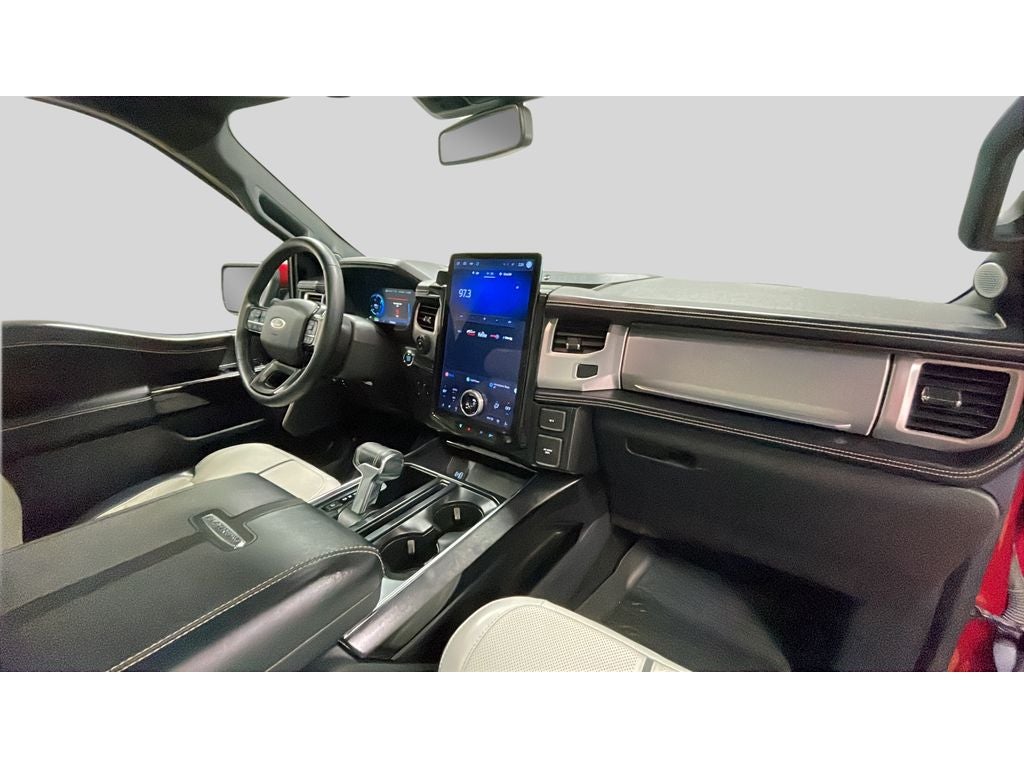 2022 Ford F-150 Lightning Platinum