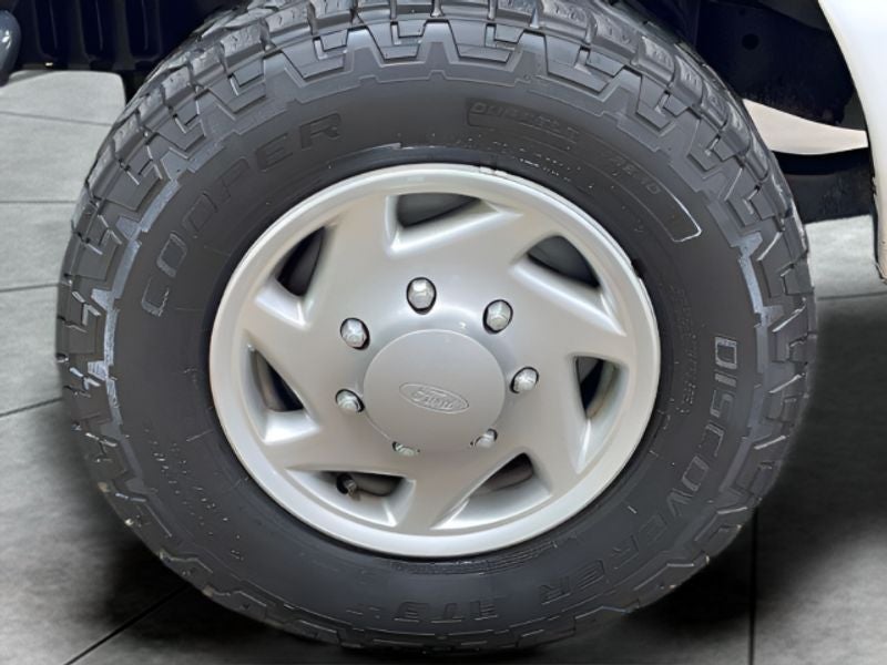 2013 Ford Econoline Cargo Van Commercial