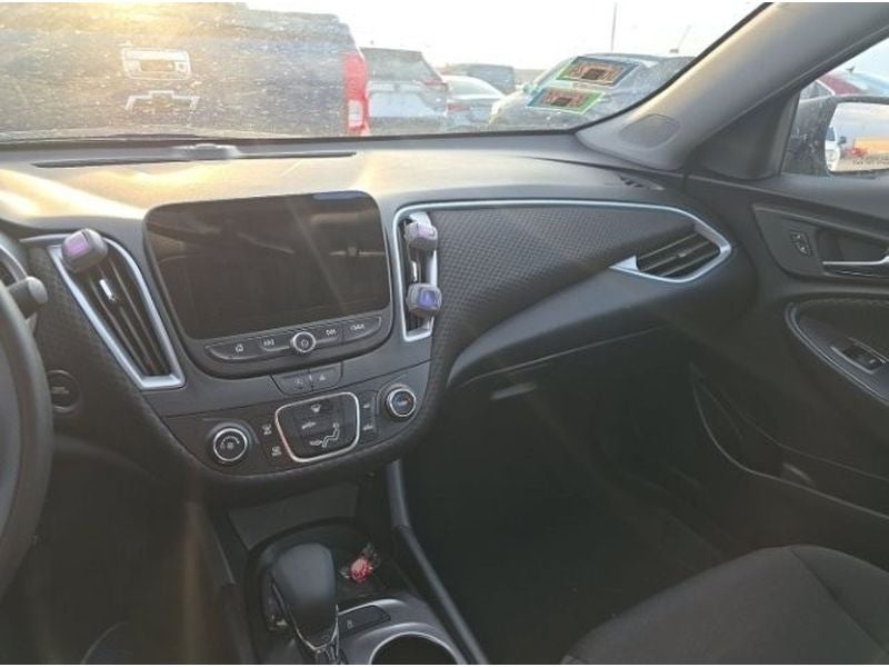 2023 Chevrolet Malibu LS