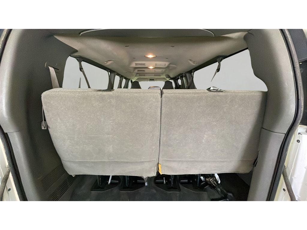2012 Chevrolet Express Passenger 3500 1LT
