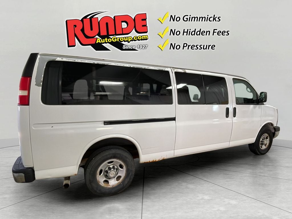 2012 Chevrolet Express Passenger 3500 1LT