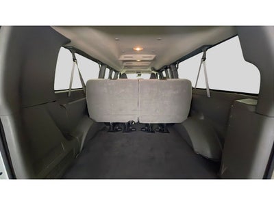 2024 Chevrolet Express Passenger 3500 1LT