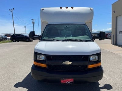 2016 Chevrolet Express Cutaway 3500 3500