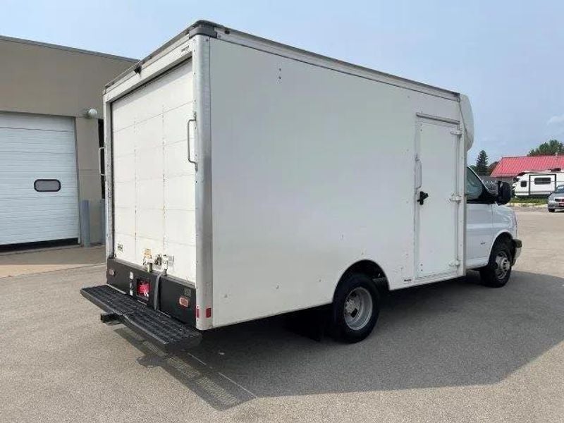 2020 Chevrolet Express Cutaway 3500 Work Van