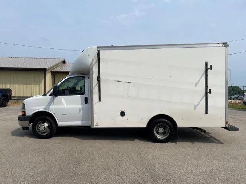 2020 Chevrolet Express Cutaway 3500 Work Van