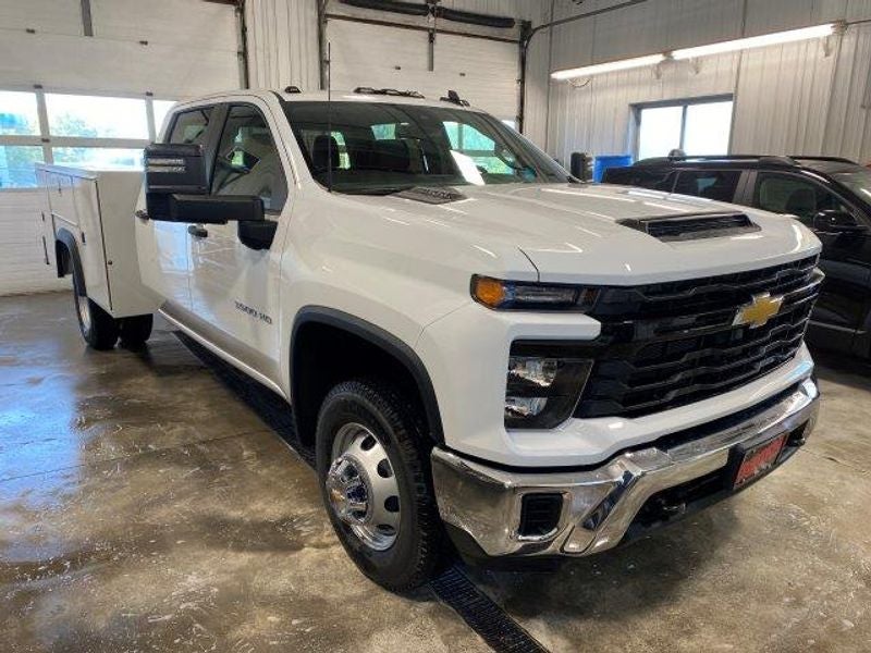 2025 Chevrolet Silverado 3500 HD Chassis Cab Work Truck