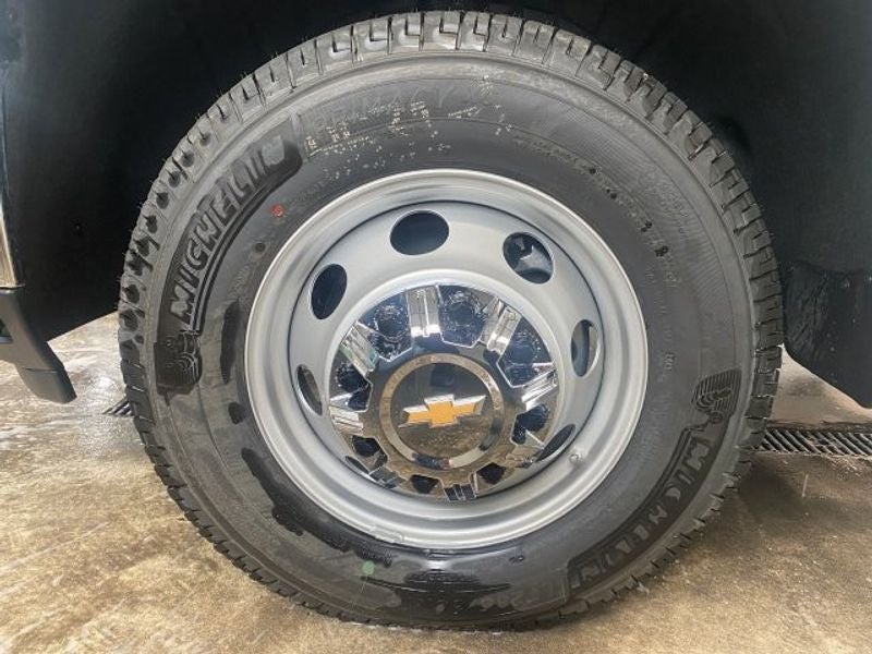 2025 Chevrolet Silverado 3500 HD Chassis Cab Work Truck