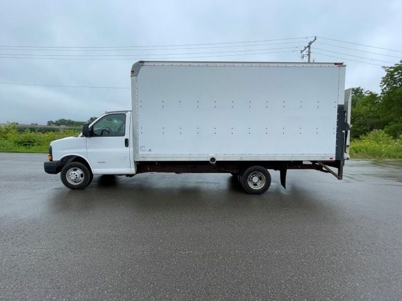 2012 Chevrolet Express Cutaway 4500 2WT