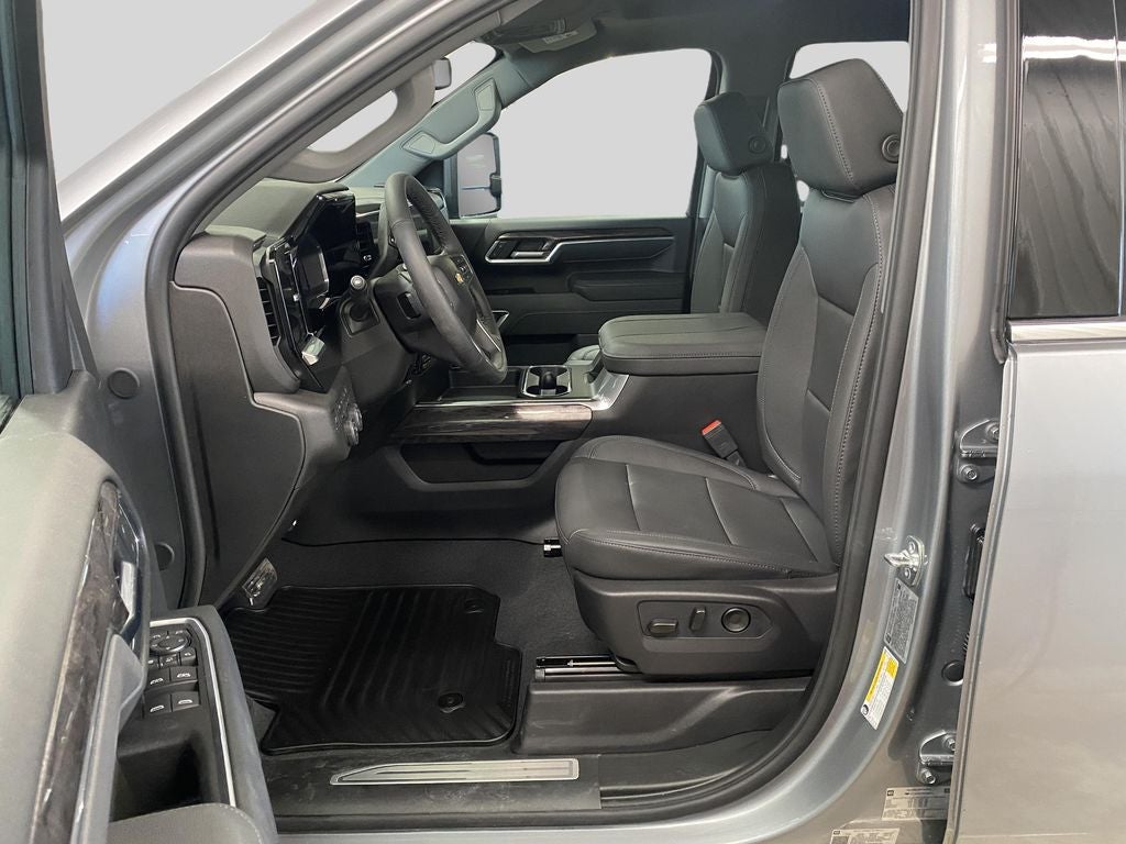 2026 Chevrolet Silverado 3500 HD LTZ DRW