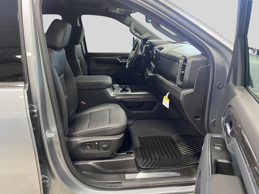 2026 Chevrolet Silverado 3500 HD LTZ DRW