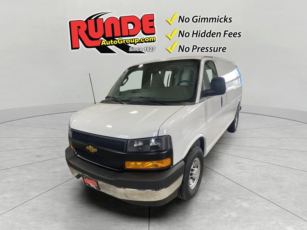 2026 Chevrolet Express Cargo 3500 WT