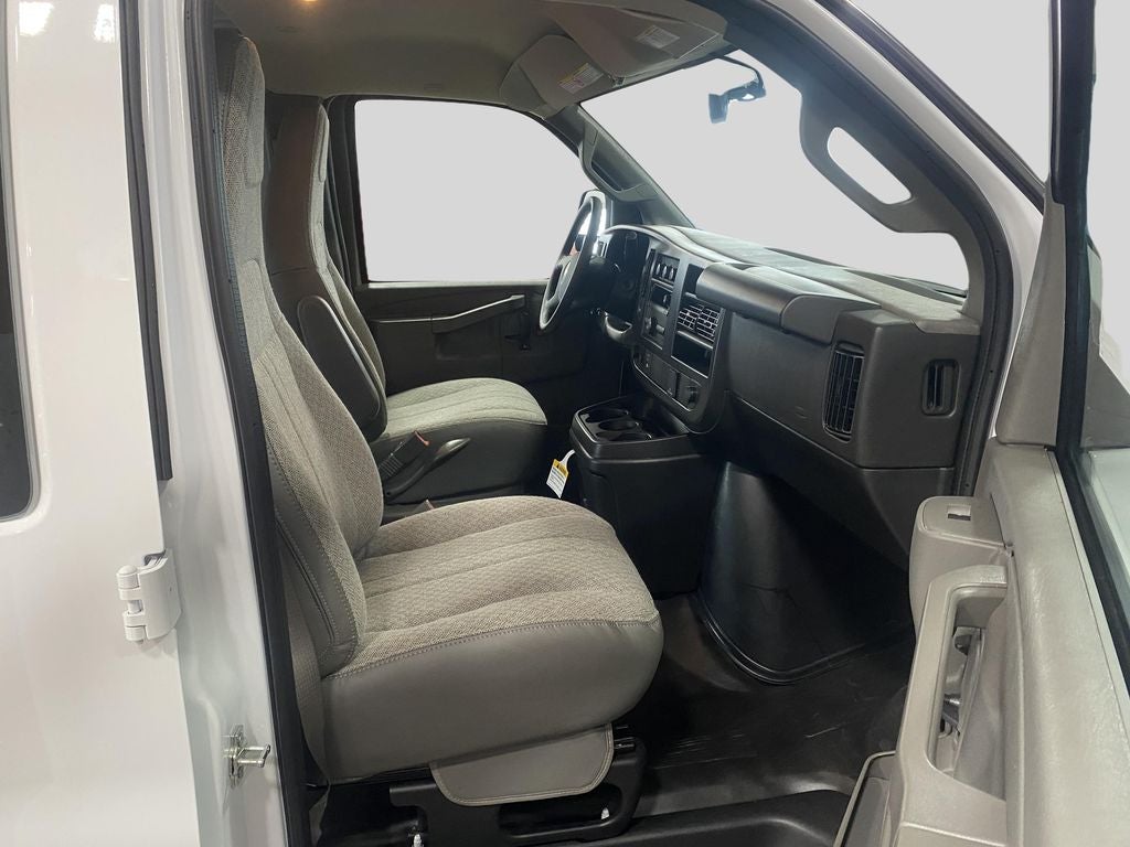 2026 Chevrolet Express Cargo 3500 WT