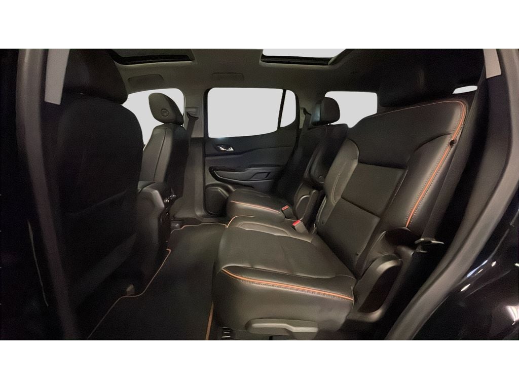 2022 GMC Acadia AT4