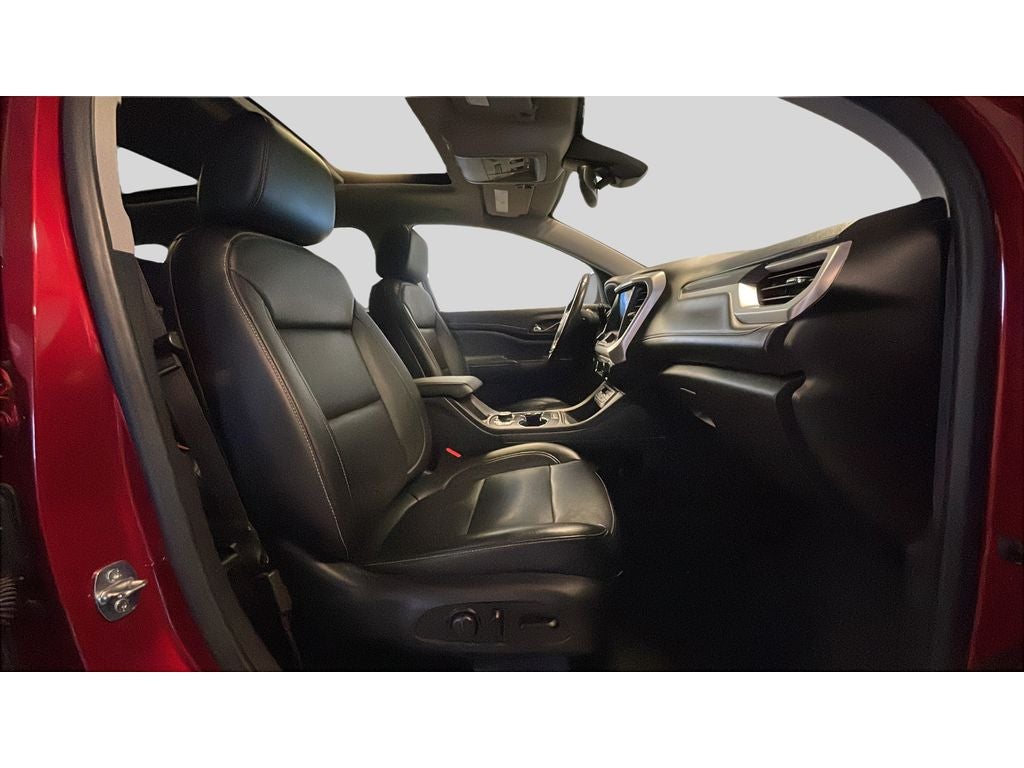 2021 GMC Acadia SLT