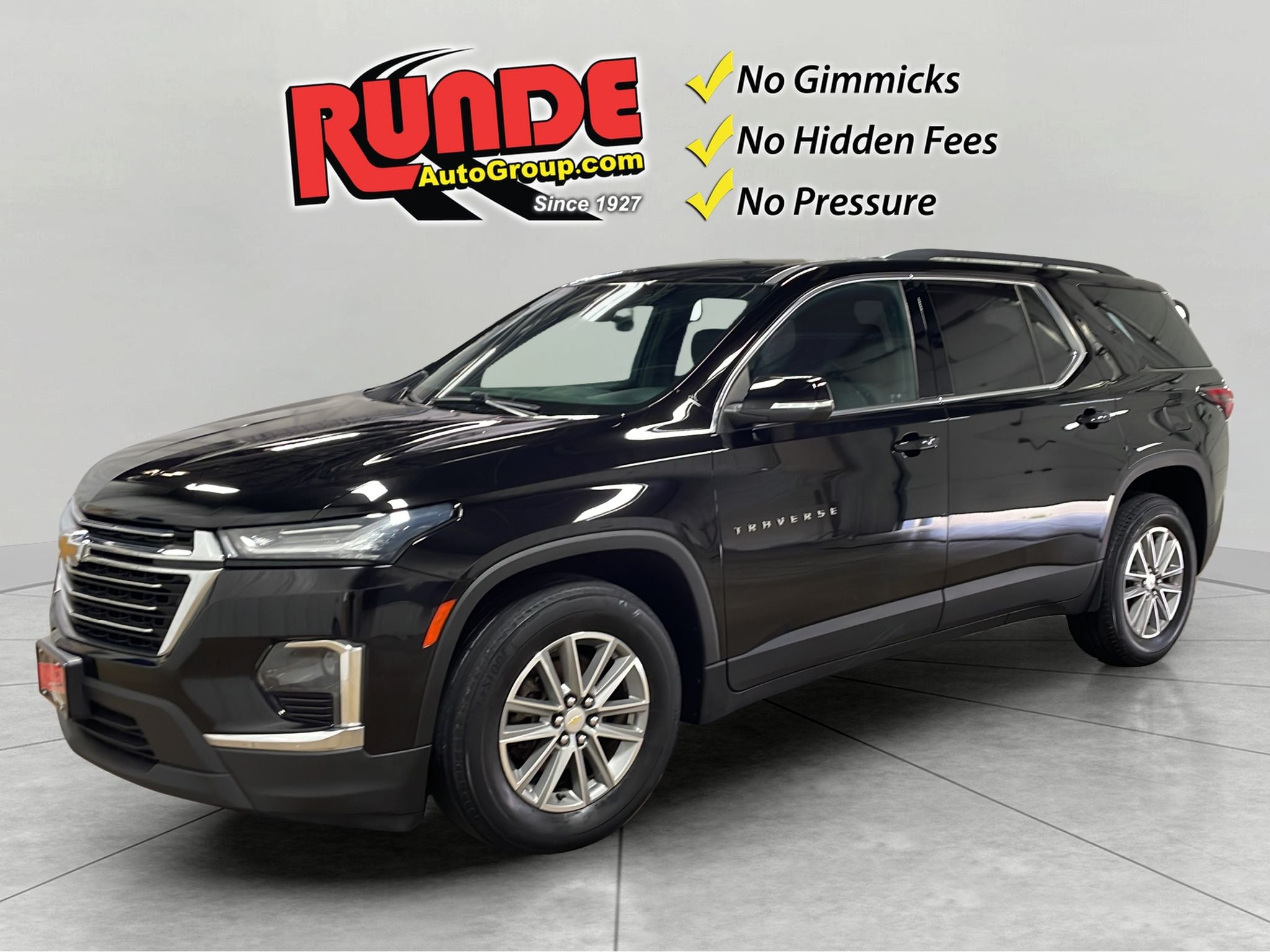2023 Chevrolet Traverse LT Cloth