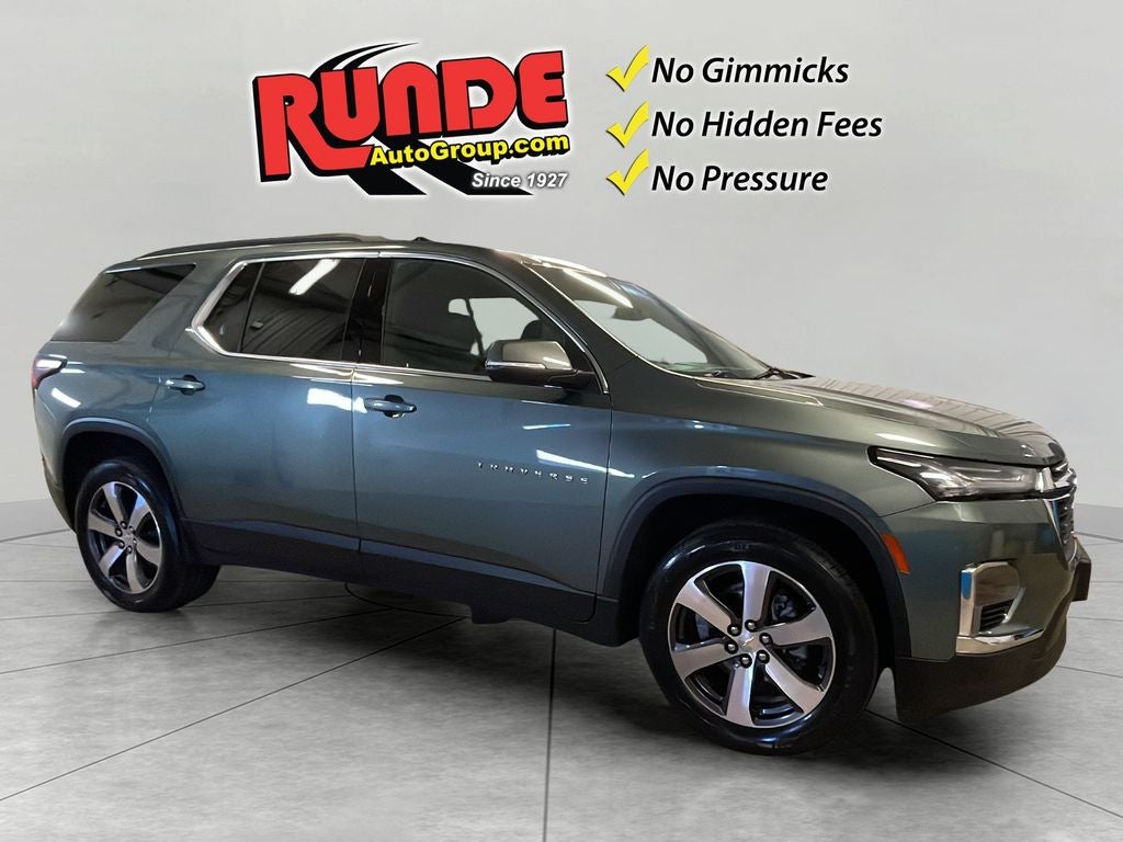 2022 Chevrolet Traverse LT Leather