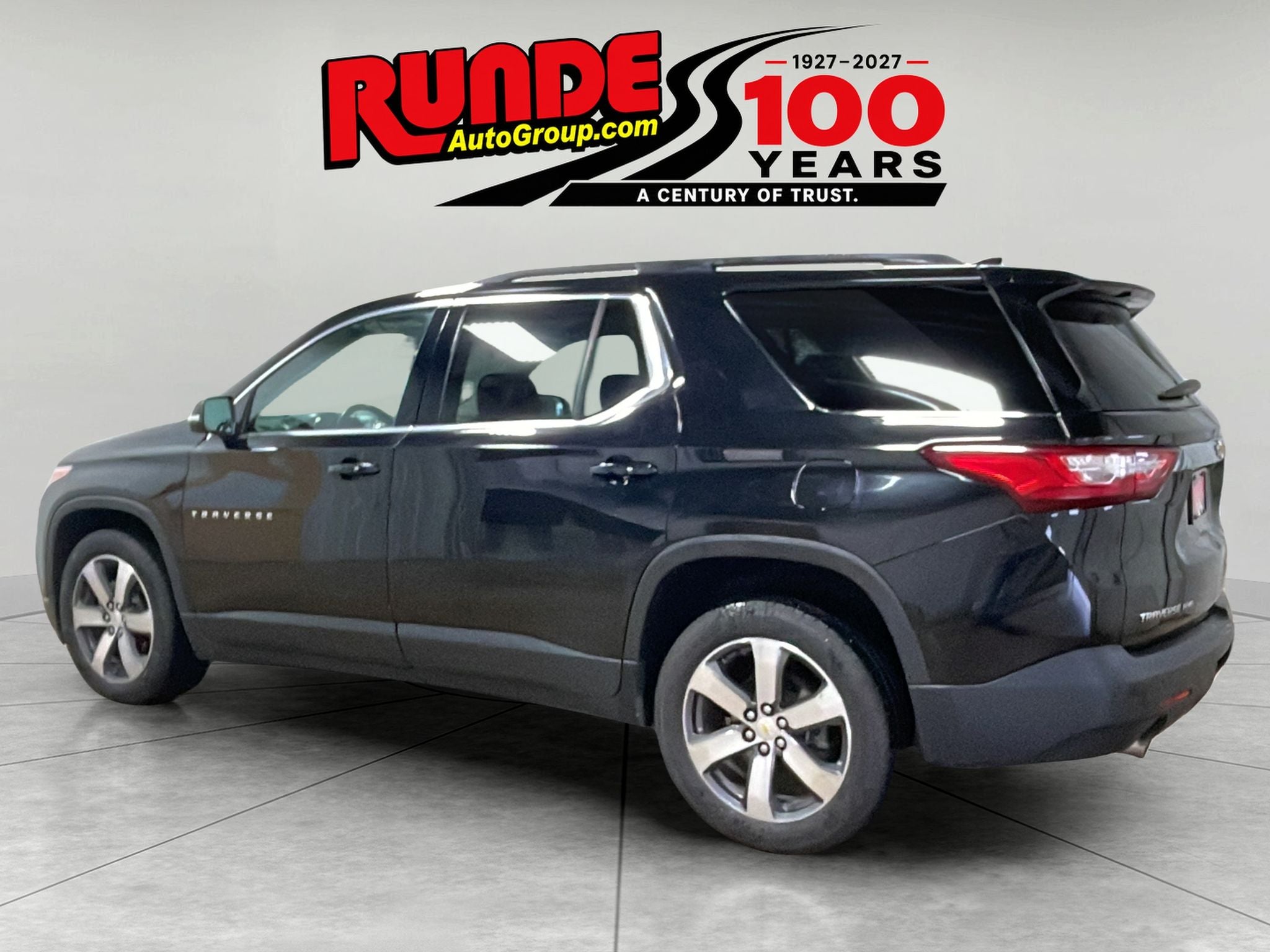 2021 Chevrolet Traverse LT Leather