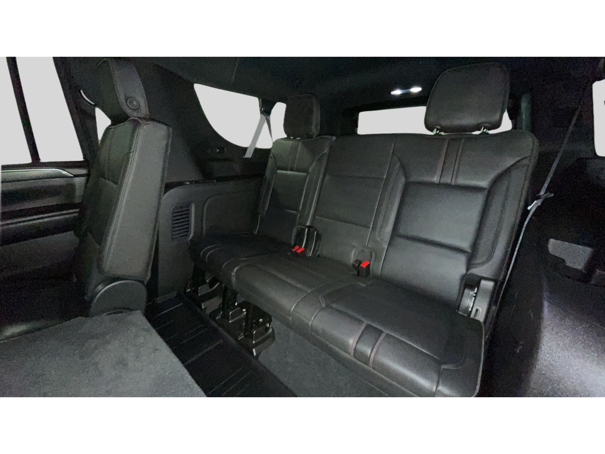 2021 Chevrolet Suburban RST