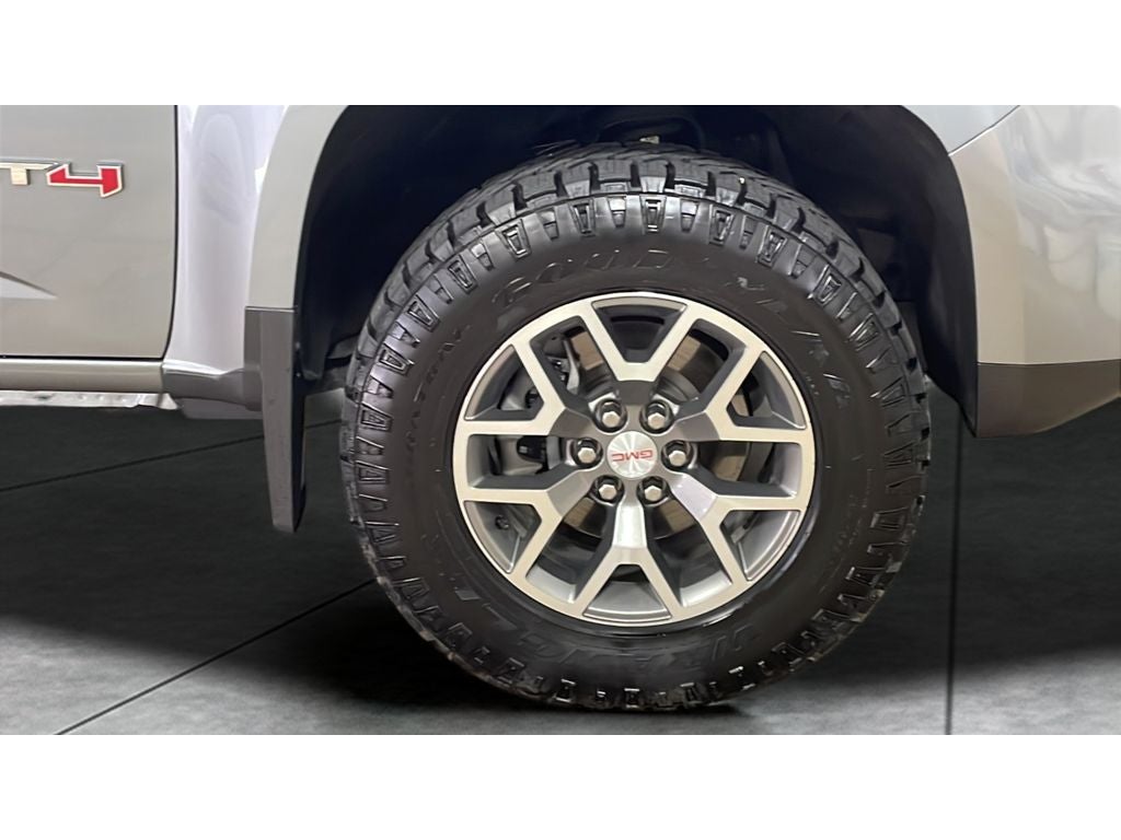 2022 GMC Canyon 4WD AT4 w/Cloth