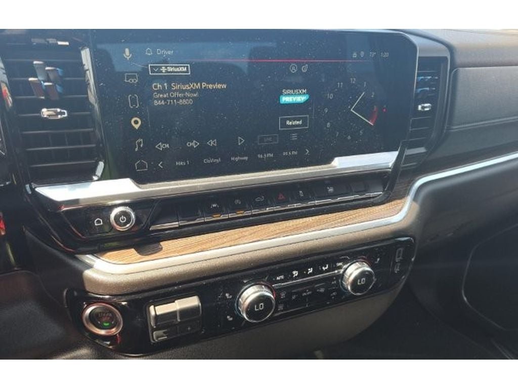 2025 GMC Sierra 1500 Elevation