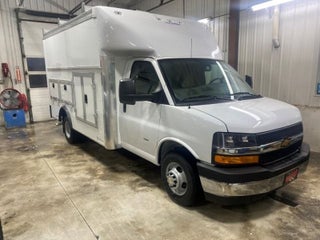 2025 Chevrolet Express Cutaway 3500 1WT