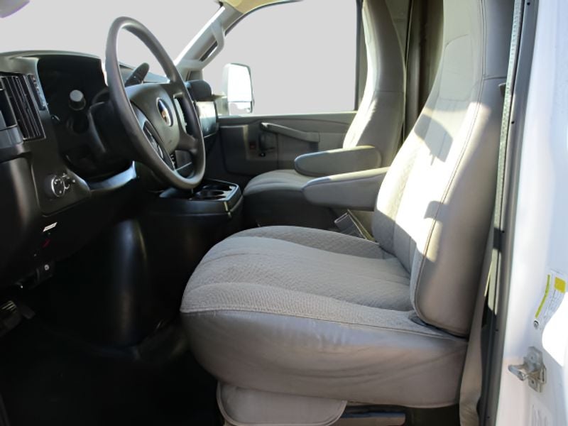 2017 Chevrolet Express Cutaway 4500 4500 Series