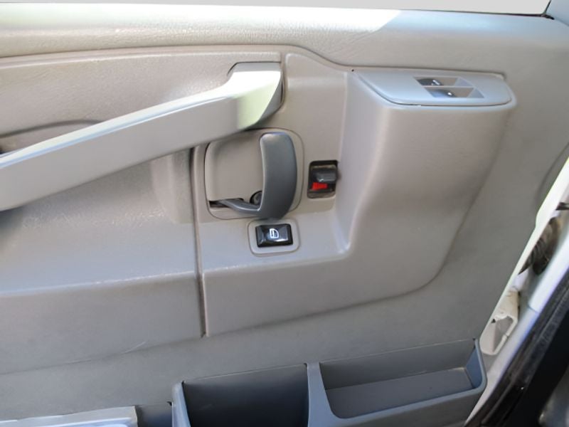 2017 Chevrolet Express Cutaway 4500 4500 Series