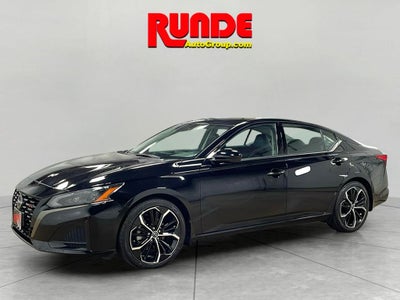 2024 Nissan Altima SR FWD