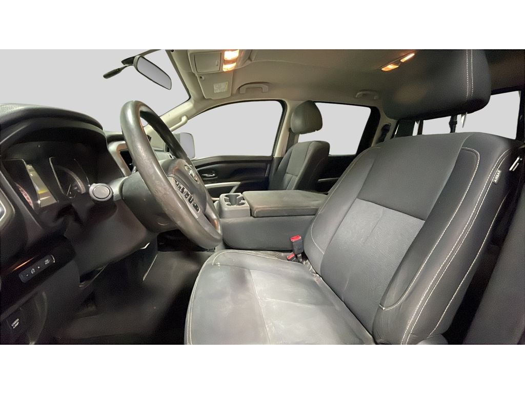 2017 Nissan TITAN XD SV Diesel