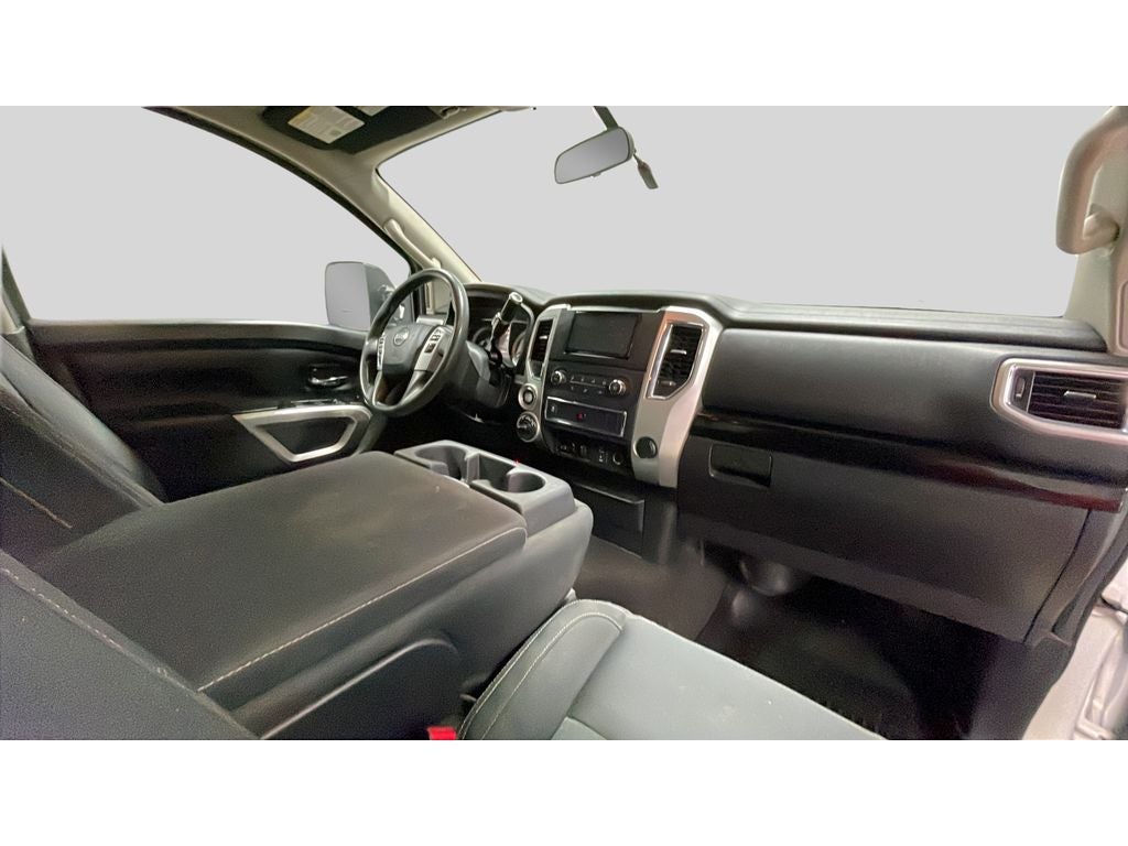 2017 Nissan TITAN XD SV Diesel