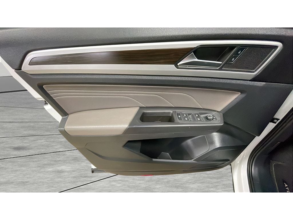 2023 Volkswagen Atlas 2.0T SE