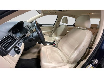 2012 Volkswagen Passat 2.0L TDI SE