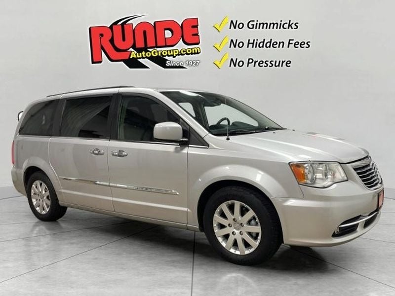 2011 Chrysler Town & Country Touring-L
