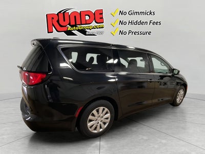 2021 Chrysler Voyager L