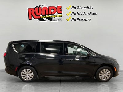 2021 Chrysler Voyager L