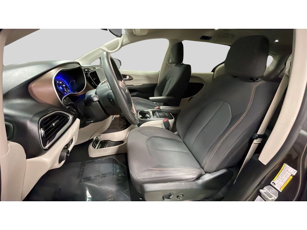 2017 Chrysler Pacifica Touring Plus