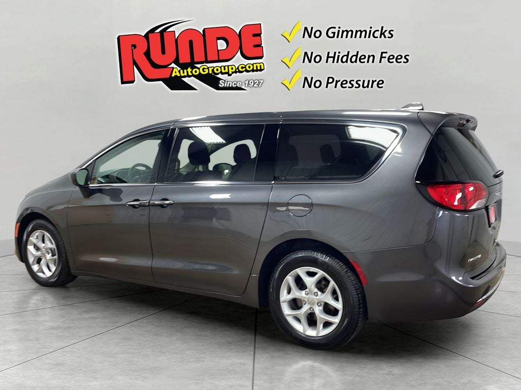 2017 Chrysler Pacifica Touring Plus