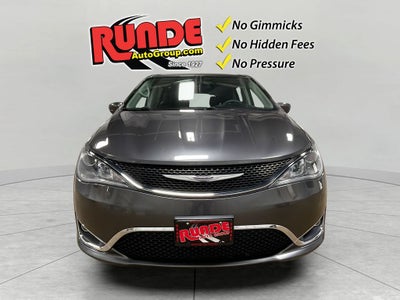 2017 Chrysler Pacifica Touring Plus