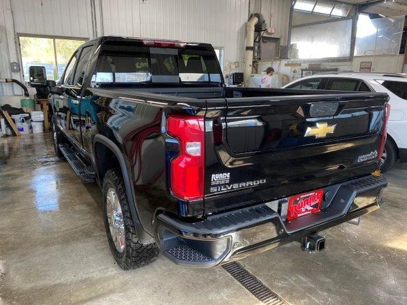 2024 Chevrolet Silverado 2500 HD High Country