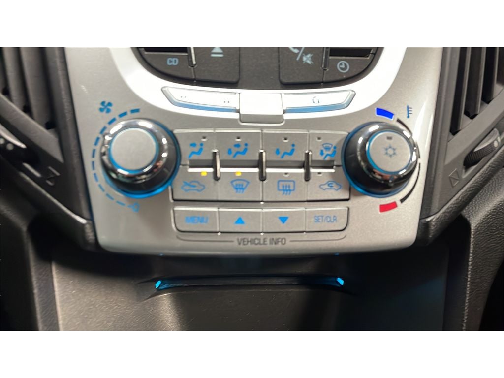 2011 Chevrolet Equinox LT w/1LT