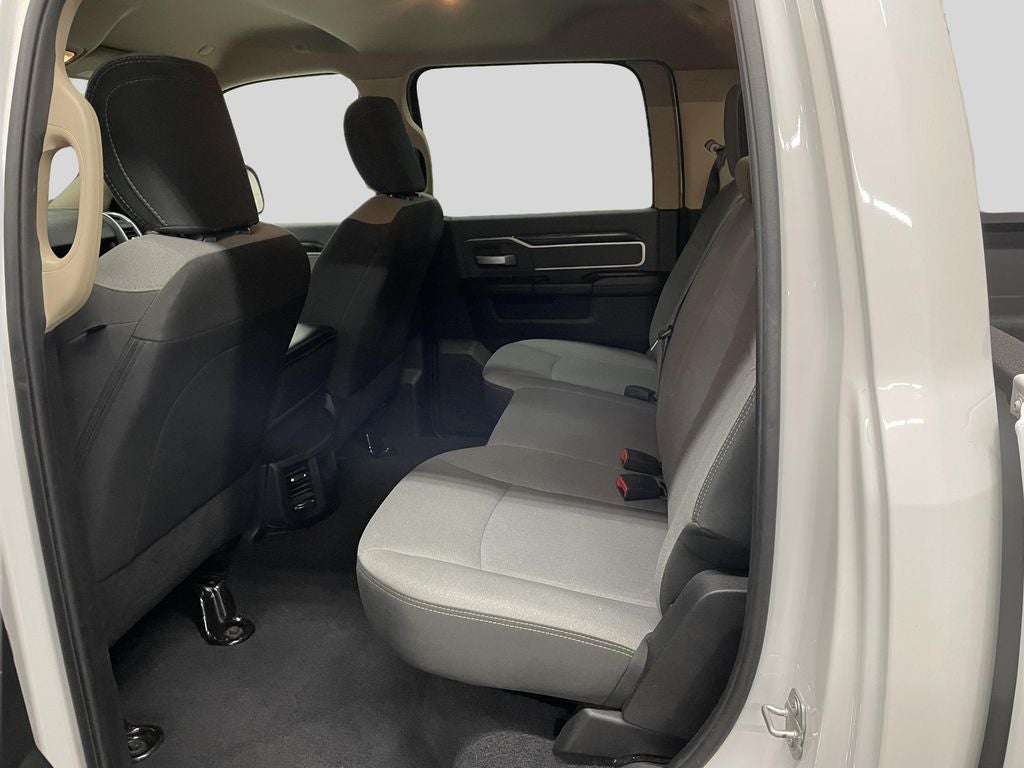 2019 RAM 3500 Big Horn Crew Cab 4x4 8' Box