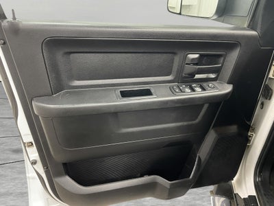 2017 RAM 2500 Tradesman Crew Cab 4x4 6'4" Box