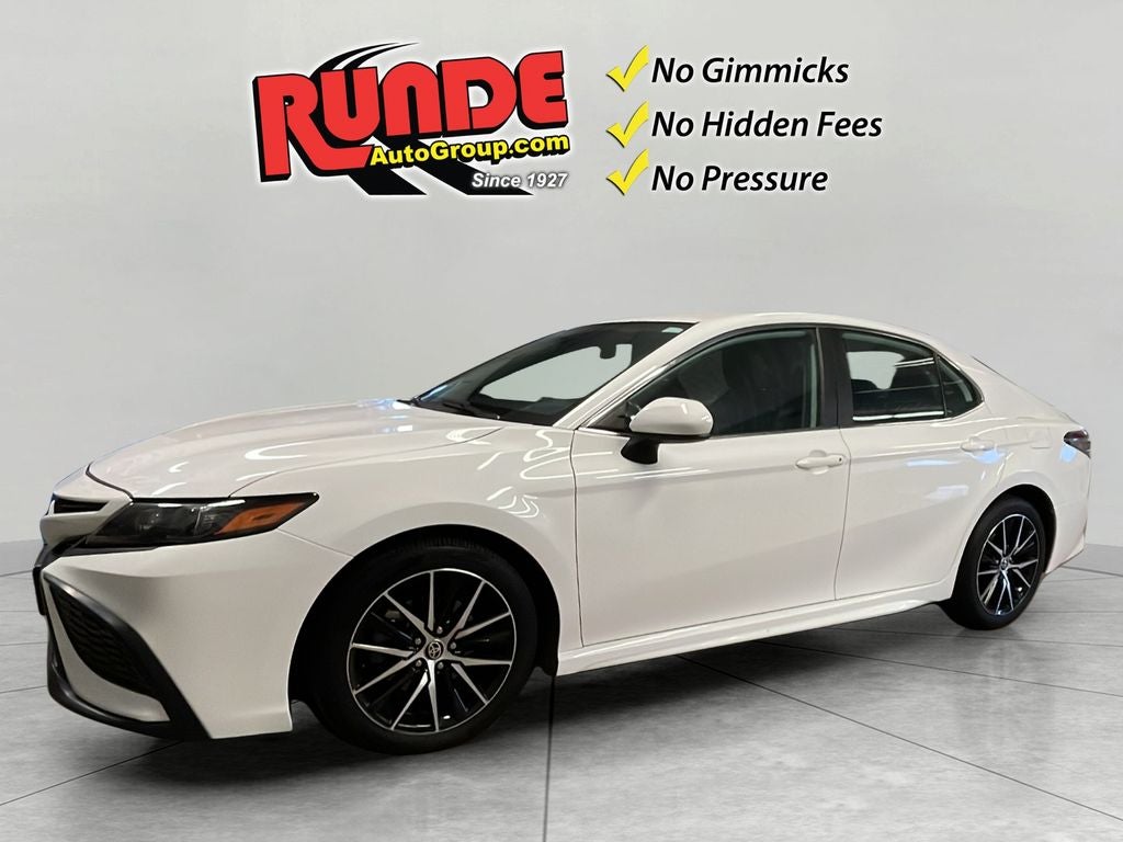 2021 Toyota Camry SE Nightshade Edition