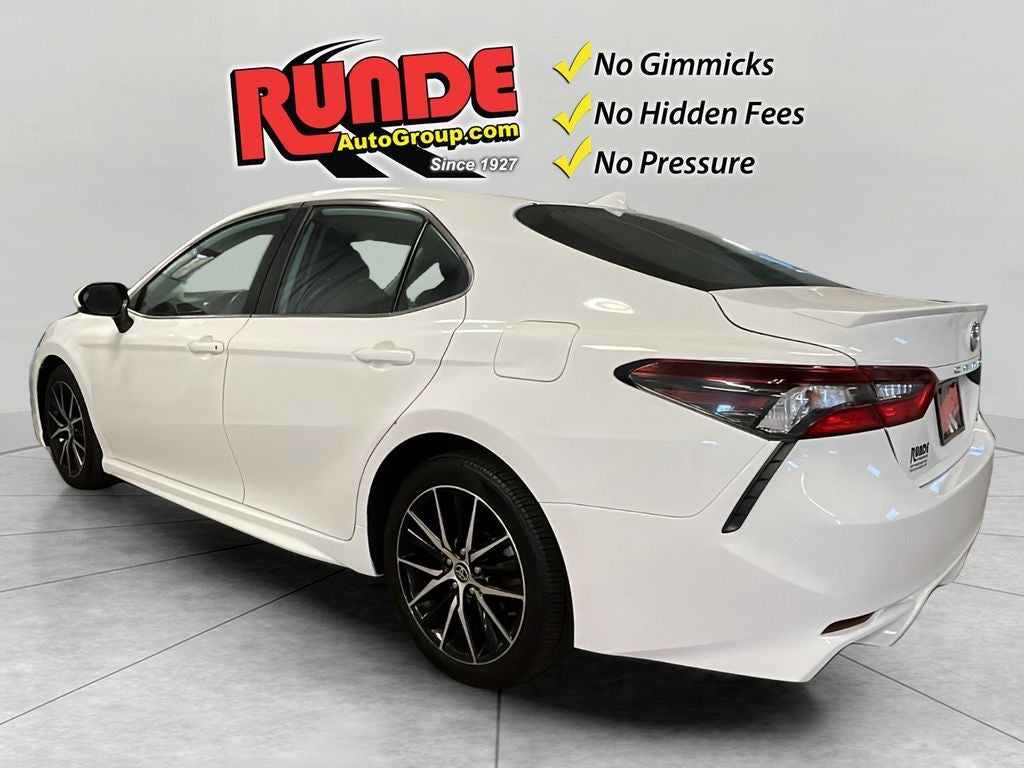 2021 Toyota Camry SE Nightshade Edition