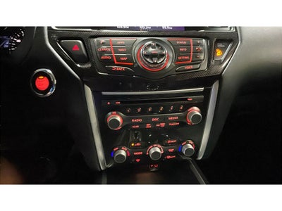 2020 Nissan Pathfinder SV