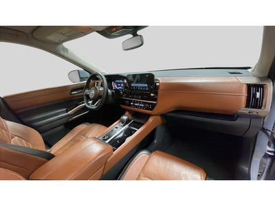 2022 Nissan Pathfinder Platinum